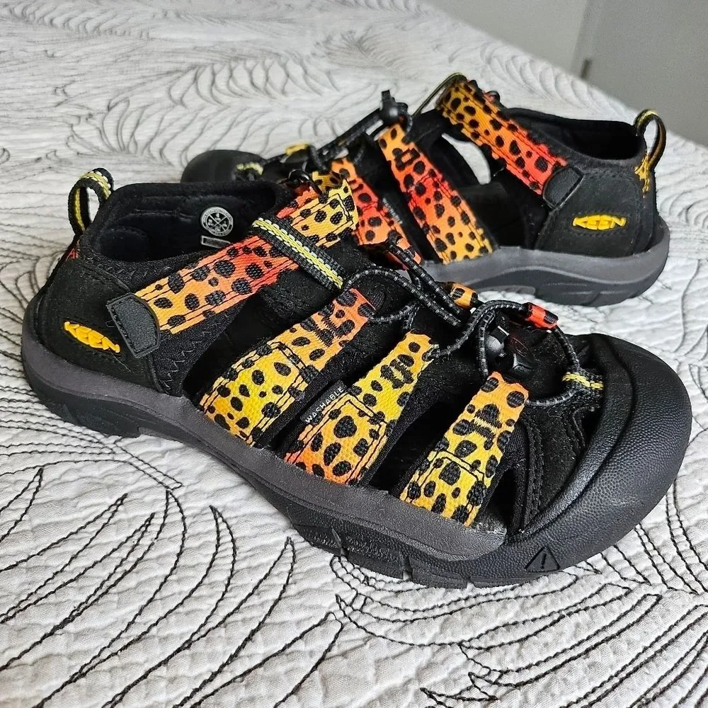 VGUC Keen Newport H2 Cheetah Rainbow Unisex Kids 4 EU 35 Yellow Orange